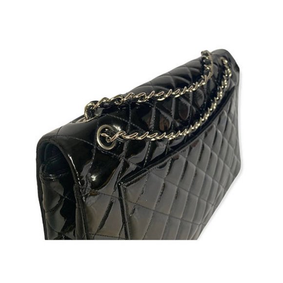 ❤️SOLD ❤️Chanel Black Quilted Patent Leather Maxi Classic Double Flap Bag - Picture 4 of 15